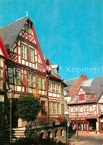 AK / Ansichtskarte Idstein Fachwerkhaeuser Koenig Adolf Platz Cafe zum Loewen Loewenkeller Idstein