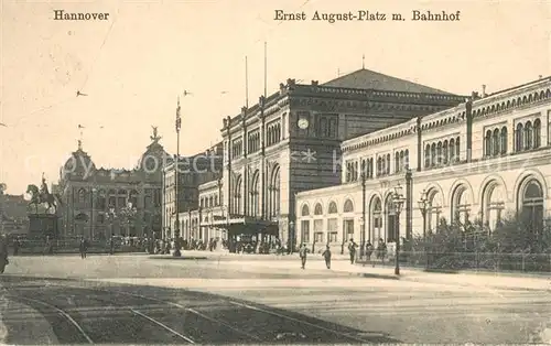 AK / Ansichtskarte Hannover Ernst August Platz mit Bahnhof Hannover