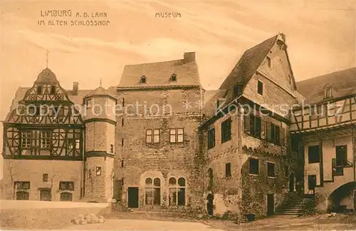 AK / Ansichtskarte Limburg_Lahn Alter Schlosshof Museum Limburg_Lahn