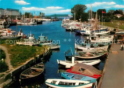 AK / Ansichtskarte Niendorf_Ostseebad Hafen Niendorf_Ostseebad