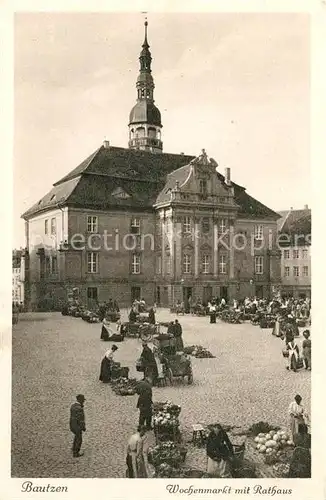 AK / Ansichtskarte Bautzen Wochenmarkt mit Rathaus Serie Deutsche Heimatbilder Bautzen
