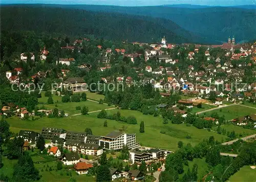 AK / Ansichtskarte Freudenstadt Kurgebiet Heilklimatischer Kurort im Schwarzwald Fliegeraufnahme Freudenstadt
