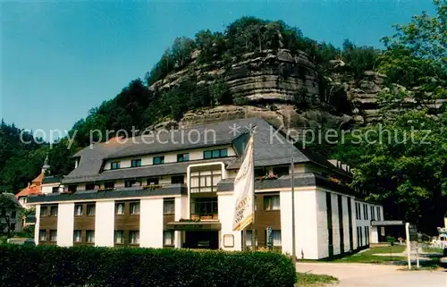 AK / Ansichtskarte Oybin Hotel Oybiner Hof Felsen Zittauer Gebirge Oybin