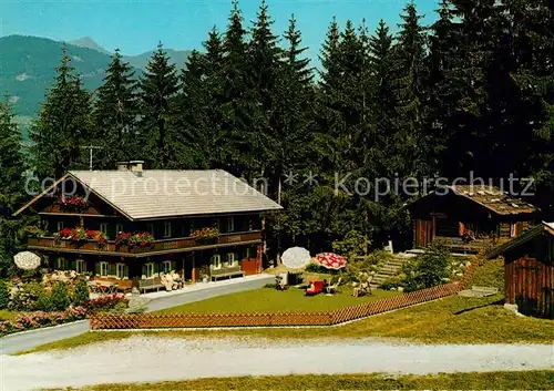 AK / Ansichtskarte Stummerberg Gaestehaus Pension Gruber am Waldrand Stummerberg