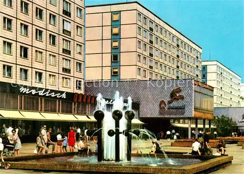 AK / Ansichtskarte Magdeburg Karl Marx Strasse Wasserspiele Magdeburg