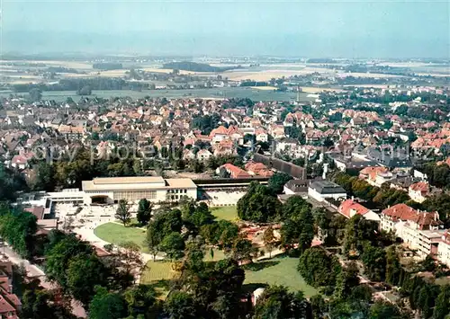 AK / Ansichtskarte Bad_Salzuflen Kurpark mit Stadt Fliegeraufnahme Bad_Salzuflen