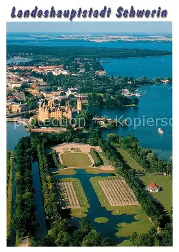 AK / Ansichtskarte Schwerin_Mecklenburg Schlossgarten Schloss Kreuzkanal Fliegeraufnahme Schwerin_Mecklenburg
