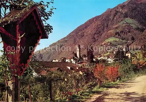 AK / Ansichtskarte Partschins_Merano_Suedtirol Wegekreuz Blick zur Kirche Partschins_Merano