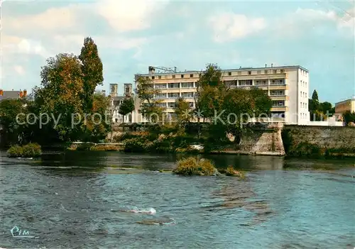 AK / Ansichtskarte Chatellerault au bord de la Vienne Chatellerault