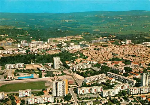 AK / Ansichtskarte Bagnols sur Ceze Fliegeraufnahme La Cite Atomique Bagnols sur Ceze