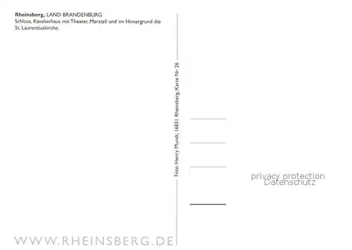 AK / Ansichtskarte Rheinsberg Schloss Kavalierhaus mit Theater Marstall und St Laurentiuskirche Fliegeraufnahme Rheinsberg