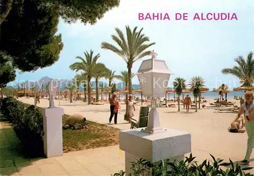 AK / Ansichtskarte Bahia_de_Alcudia Strand Promenade Palmen Bahia_de_Alcudia