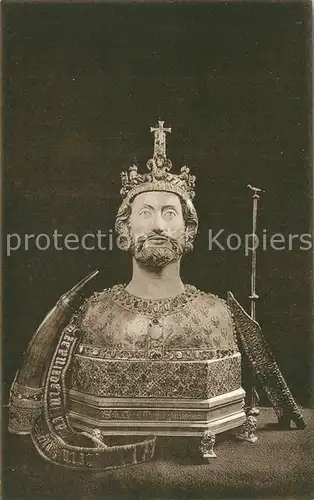 AK / Ansichtskarte Aachen Kaiserdom Bueste Karls des Grossen mit Kriegshorn und Jagdschwert Aachen