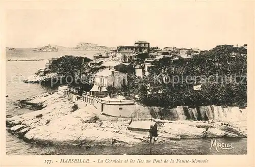 AK / Ansichtskarte Marseille_Bouches du Rhone La Corniche et les Iles au Pont de la Fausse Monnaie Marseille