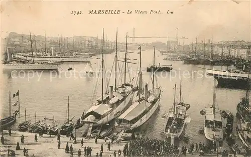 AK / Ansichtskarte Marseille_Bouches du Rhone Le Vieux Port Marseille