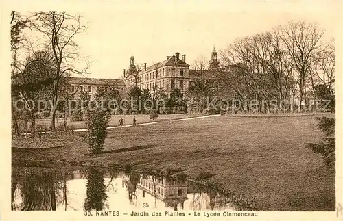 AK / Ansichtskarte Nantes_Loire_Atlantique Jardin des Plantes Le Lycee Clemenceau Nantes_Loire_Atlantique