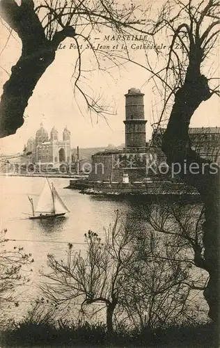 AK / Ansichtskarte Marseille_Bouches du Rhone Le Fort St Jean et la Cathedrale Marseille