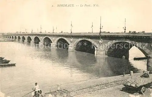 AK / Ansichtskarte Bordeaux Le Pont Bordeaux