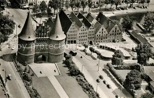 AK / Ansichtskarte Luebeck Holstentor Salzspeicher Fliegeraufnahme Luebeck