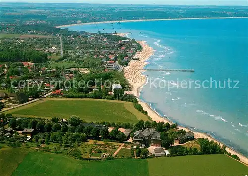 AK / Ansichtskarte Niendorf_Ostseebad Fliegeraufnahme Niendorf_Ostseebad