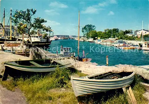 AK / Ansichtskarte Niendorf_Ostseebad Hafen Niendorf_Ostseebad