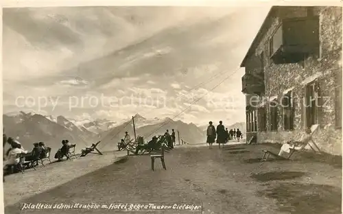 AK / Ansichtskarte Schmittenhoehe Plateau Hotel mit Tauerngletscher Schmittenhoehe