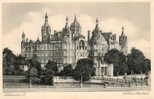 AK / Ansichtskarte Schwerin_Mecklenburg Schloss Stadtseite Schwerin_Mecklenburg
