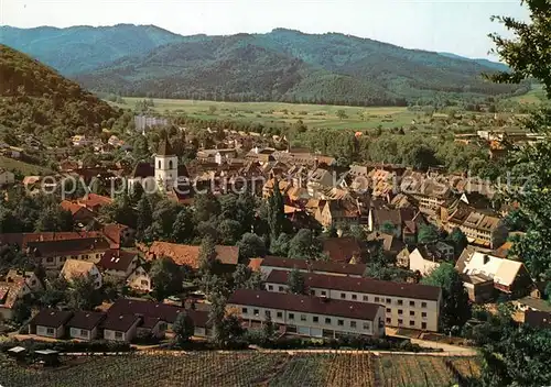 AK / Ansichtskarte Staufen_Breisgau Panorama Schwarzwald Staufen Breisgau