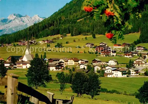 AK / Ansichtskarte St_Martin_Tennengebirge Sommerfrische Ortsansicht mit Kirche Alpen St_Martin_Tennengebirge