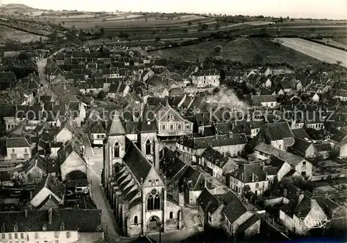 AK / Ansichtskarte Varzy Centre Eglise vue aerienne Varzy