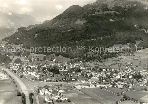 AK / Ansichtskarte Mollis Fliegeraufnahme Mollis