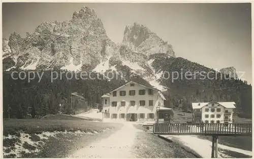 AK / Ansichtskarte Dolomiti Tre Croci Passo Dolomiti