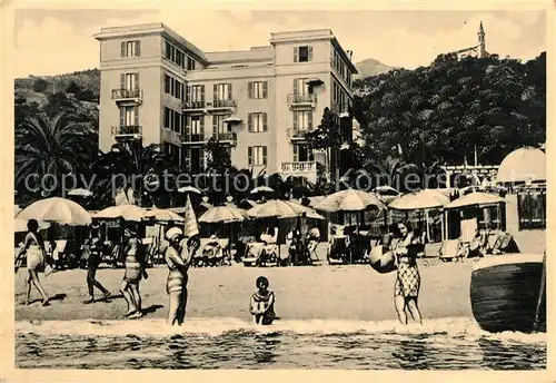 AK / Ansichtskarte Alassio Beau Sejour et Beau Rivage Schweizerhaus Strand Alassio