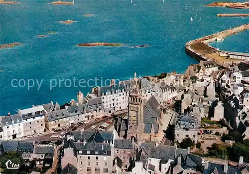 AK / Ansichtskarte Roscoff Vue aerienne sur la Jetee Roscoff
