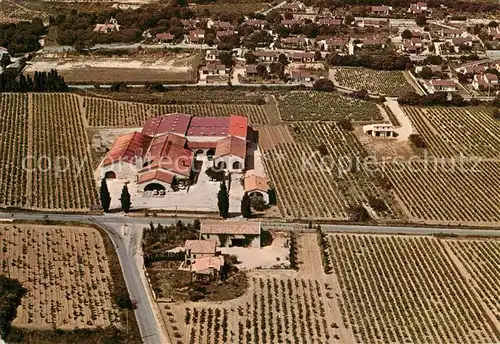 AK / Ansichtskarte Tavel Vue Aerienne Cave des Vignerons Tavel