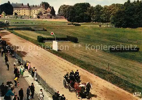 AK / Ansichtskarte Pompadour Pferdekutsche Rennbahn Pompadour