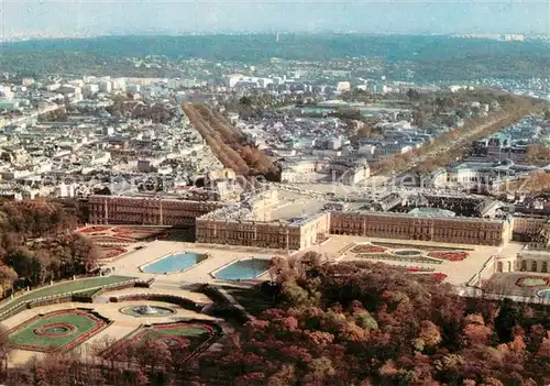 AK / Ansichtskarte Versailles_Yvelines Parc Chateau et la Ville vue aerienne Versailles_Yvelines