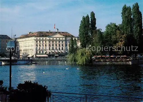 AK / Ansichtskarte Geneve_GE Ile Rousseau Hotel des Bergues Genfersee Geneve_GE