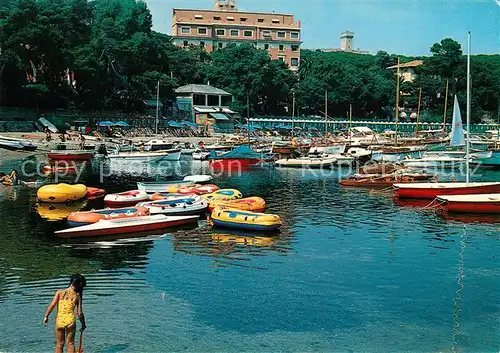 AK / Ansichtskarte Castiglioncello Porticciolo e Albergo Miramare Castiglioncello