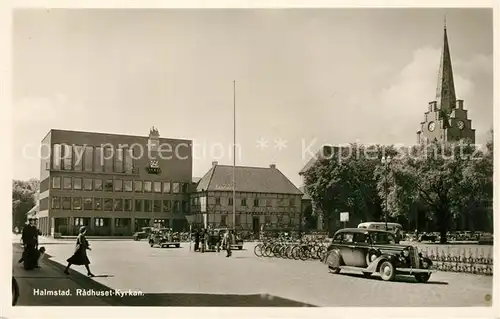 AK / Ansichtskarte Halmstad Radhuset Kyrkan Halmstad