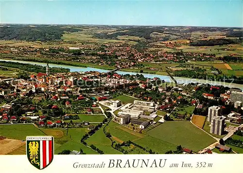AK / Ansichtskarte Braunau_Inn Fliegeraufnahme Braunau Inn