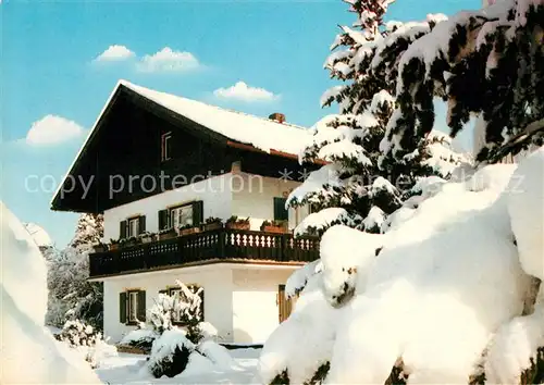 AK / Ansichtskarte Lenggries Gaestehaus Pension Haus Simon im Winter Lenggries