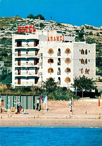 AK / Ansichtskarte Vieste_Foggia Hotel degli Aranci Spiaggia Strand Vieste_Foggia