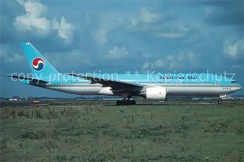 AK / Ansichtskarte Flugzeuge_Zivil Korean Air Boeing 777 2B5 HL7530 Flugzeuge Zivil