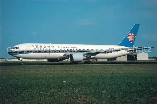 AK / Ansichtskarte Flugzeuge_Zivil China Southern Boeing 767 31B ER B 2565 Flugzeuge Zivil