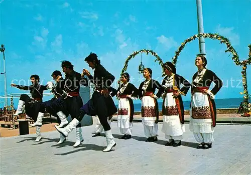 AK / Ansichtskarte Tanz_Taenzer Kreta Trachten Tanz Taenzer