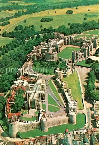 AK / Ansichtskarte Windsor_Castle Fliegeraufnahme Windsor_Castle