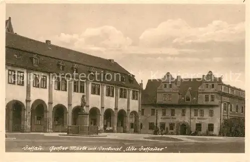 AK / Ansichtskarte Dessau Rosslau Grosser Markt mit Denkmal Alte Dessauer Dessau Rosslau