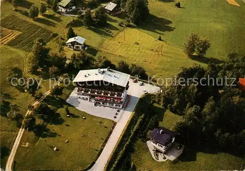 AK / Ansichtskarte Combloux Fliegeraufnahme Hotel Restaurant Au coeur des Pres Combloux