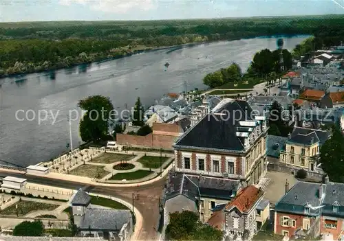 AK / Ansichtskarte Cosne Cours sur Loire Fliegeraufnahme Cosne Cours sur Loire
